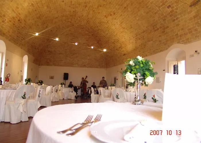 Le Monacelle فندق 3*